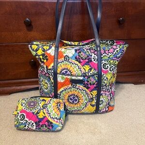 Vera Bradley tote set.
